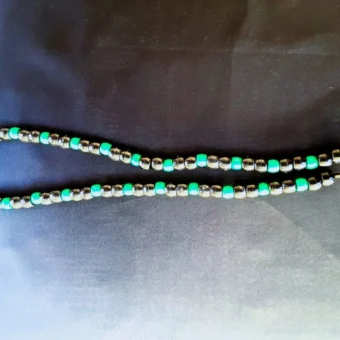 Beaded Glasses Chain (Black & Green)